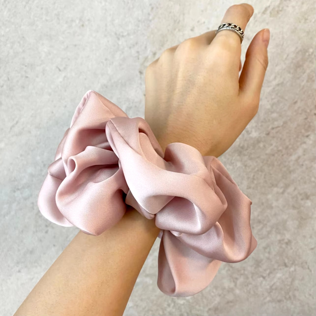 Fashion Oversized Silk Scrunchies for Women Korean Chiffon Elastic Hair Ties Ponytail Holder Headwear Chouchou Cheveux Femme