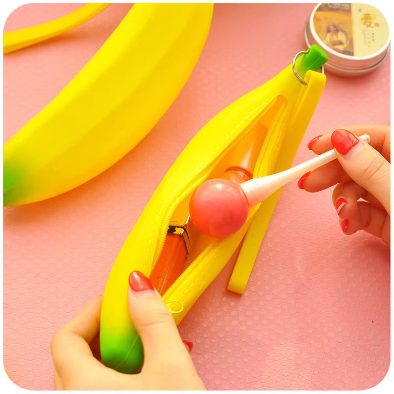 Novelty Funny Silicone Portable Yellow Banana Coin Purses Multifunction Pencil Case Purse Bag Wallet Key Bag Pouch