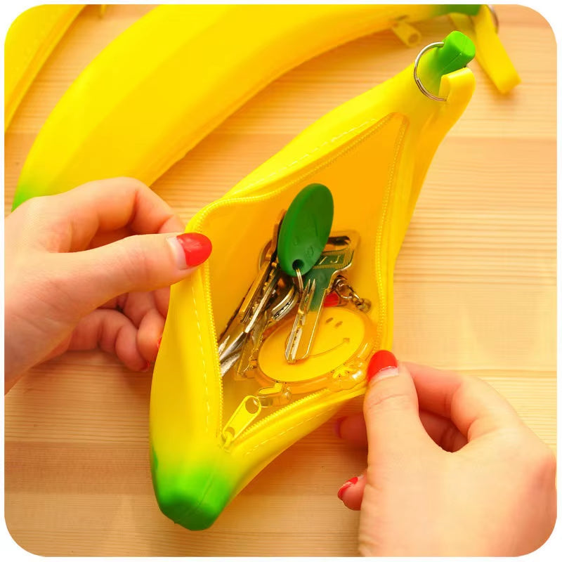 Novelty Funny Silicone Portable Yellow Banana Coin Purses Multifunction Pencil Case Purse Bag Wallet Key Bag Pouch